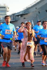 BIB: 9579, 9580
                            <button type="button" onclick="openModal(3392905)" class="btn btn-primary btn-sm float-right btn-popup" data-toggle="modal" data-target=".modal-high-quality">
                        <i class="fas fa-shopping-cart"></i> Add to Cart
                    </button>
                                            <button type="button" onclick="isThisMe(3392905, true)" class="btn btn-success btn-sm float-right btn-popup btn-isme hidden" data-toggle="tooltip" data-placement="bottom" title="นี่คือรูปของคุณใช่ไหม คลิกที่นี่เพื่อเอาเข้าอัลบั้ม">
                        <i class="fas fa-plus"></i> Add to album
                    </button>
                    <button type="button" onclick="isThisMe(3392905, false)" class="btn btn-warning btn-sm float-right btn-popup btn-isnotme hidden">
                        <i class="fas fa-ban"></i> Remove from album
                    </button>